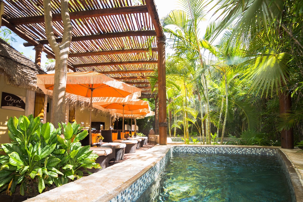 Elite Vacation Club — Swimming pool in Playa Mujeres, Quintana Roo