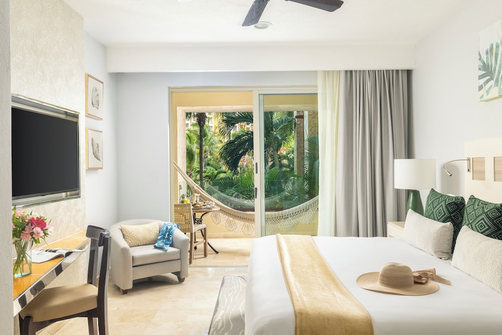 Elite Vacation Club — Hotel rooms in Playa Mujeres, Quintana Roo