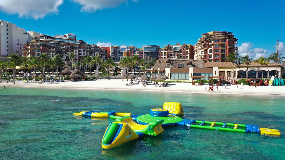 Elite Vacation Club — Beach in Playa Mujeres, Quintana Roo