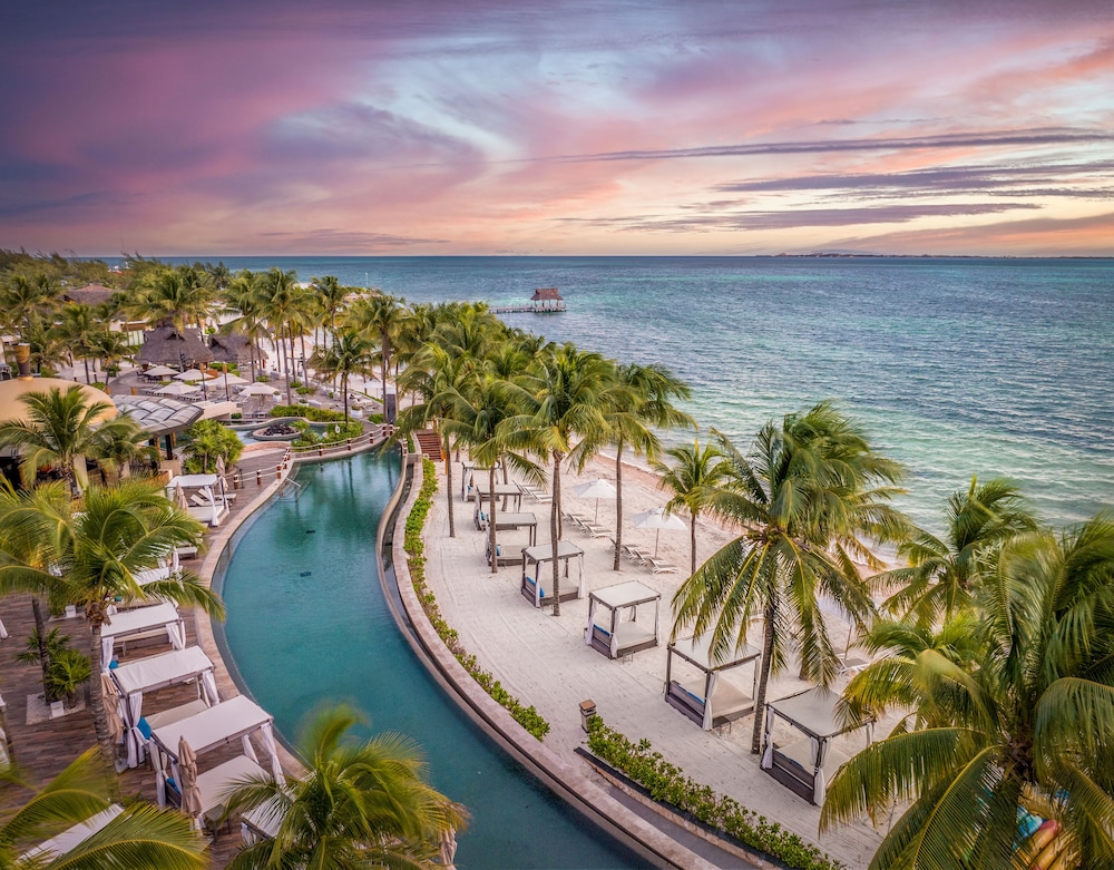 Elite Vacation Club — Beach in Playa Mujeres, Quintana Roo