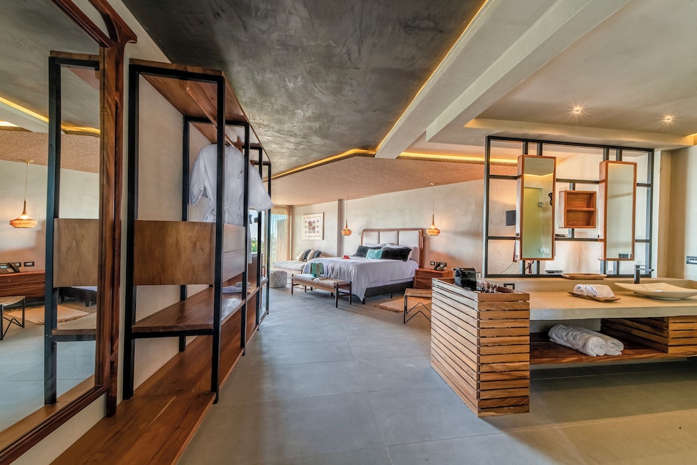 Mvngata Beach Hotel — Hotel rooms in Playa del Carmen, Quintana Roo
