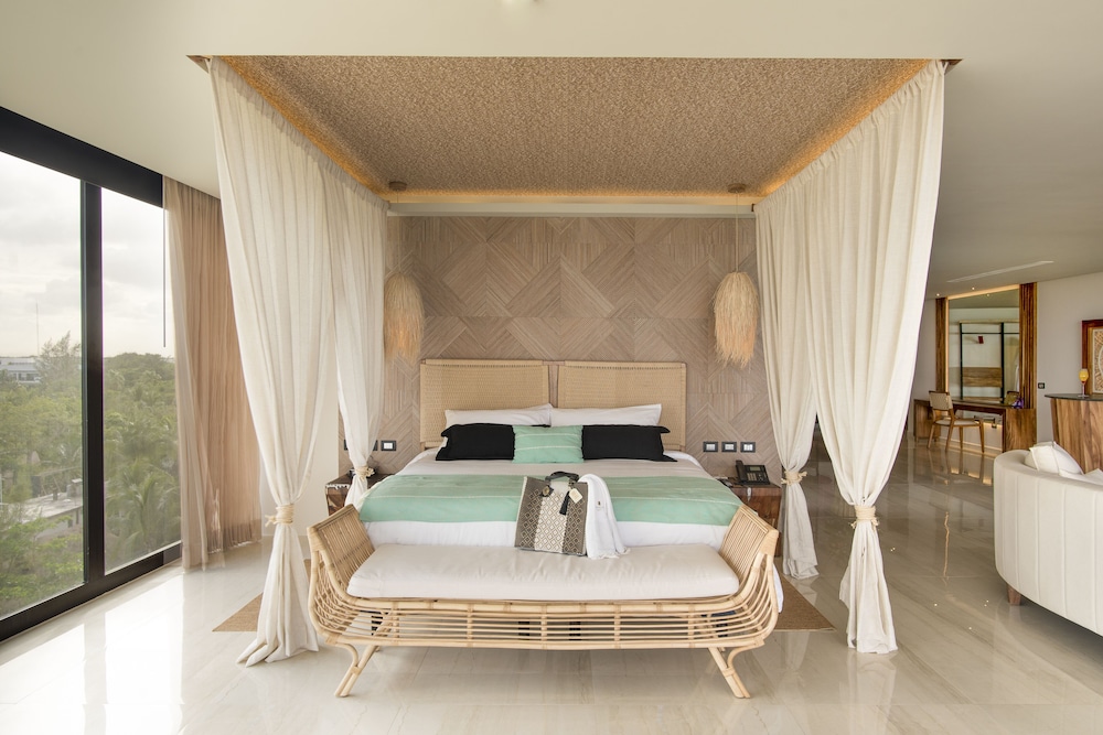 Mvngata Beach Hotel — Hotel rooms in Playa del Carmen, Quintana Roo