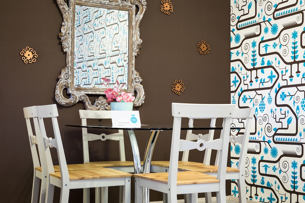 Royal Court Apartments — Restaurant & bars in Prague, Prague