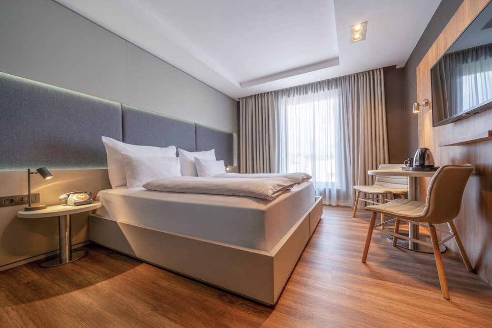 INNSiDE by Meliá Prague Old Town — Hotel rooms in Prague, Prague