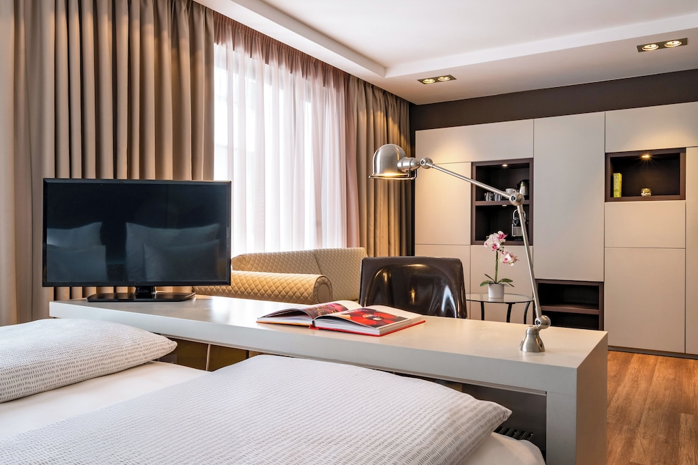 INNSiDE by Meliá Prague Old Town — Hotel rooms in Prague, Prague