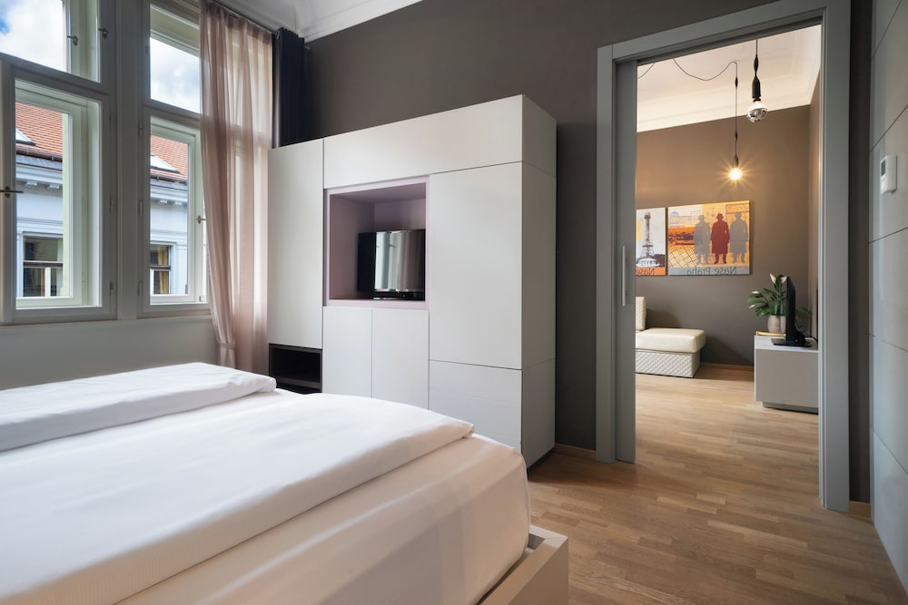 INNSiDE by Meliá Prague Old Town — Hotel rooms in Prague, Prague