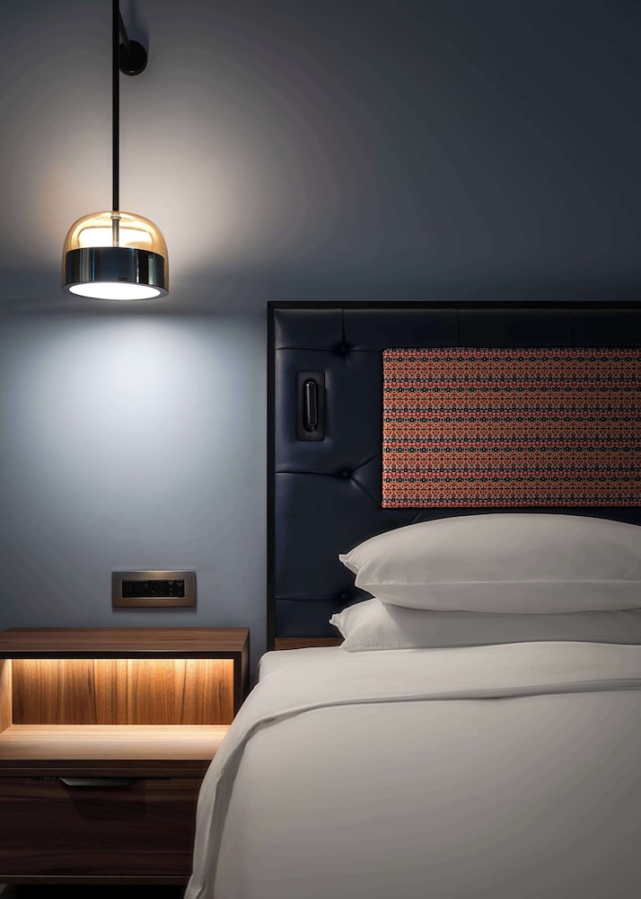 Hyatt Centric Jumeirah Dubai — Hotel rooms in Dubai
