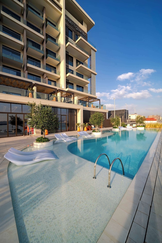 Hyatt Centric Jumeirah Dubai — Swimming pool in Dubai