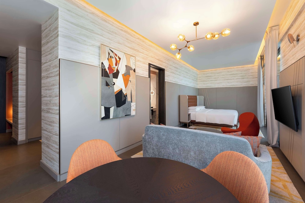 Hyatt Centric Jumeirah Dubai — Hotel rooms in Dubai