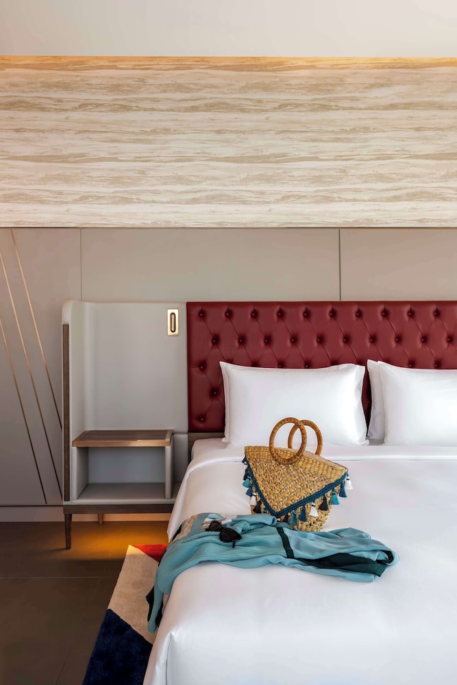 Hyatt Centric Jumeirah Dubai — Hotel rooms in Dubai