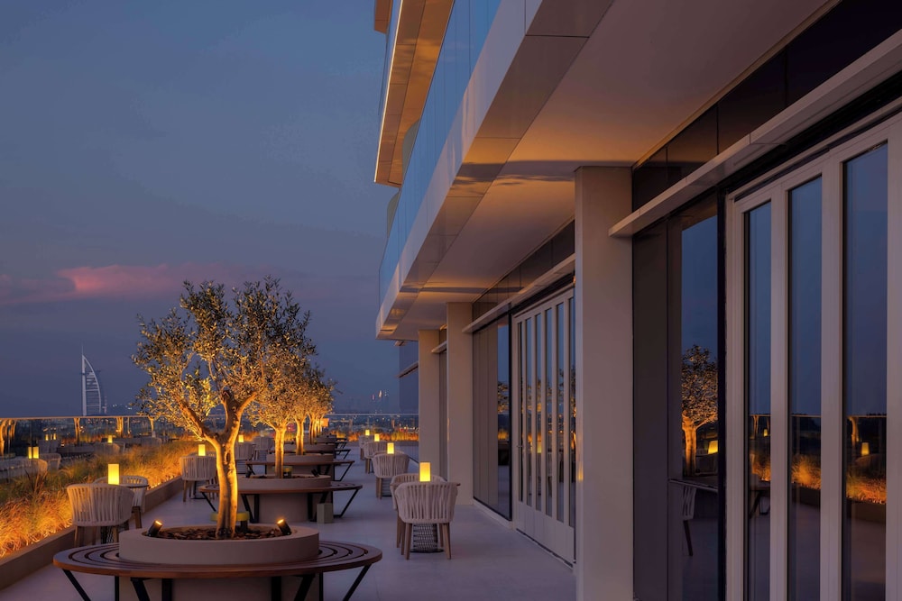 Avani+ Palm View Dubai Hotel & Suites — Restaurant & bars in Dubai