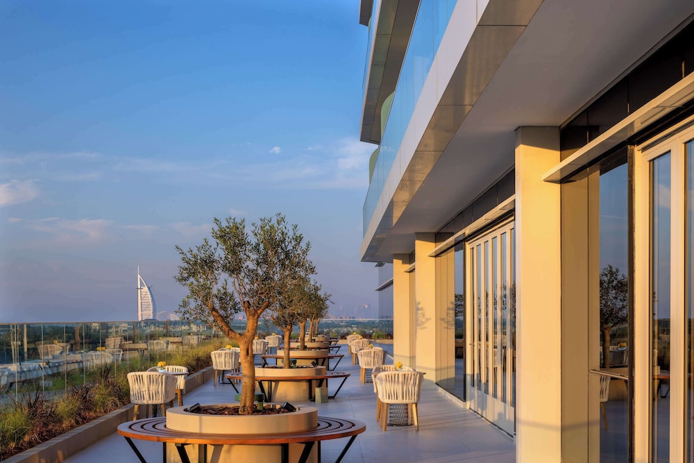 Avani+ Palm View Dubai Hotel & Suites — Restaurant & bars in Dubai