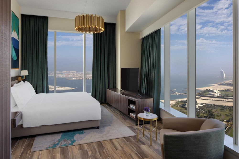 Avani+ Palm View Dubai Hotel & Suites — Hotel rooms in Dubai