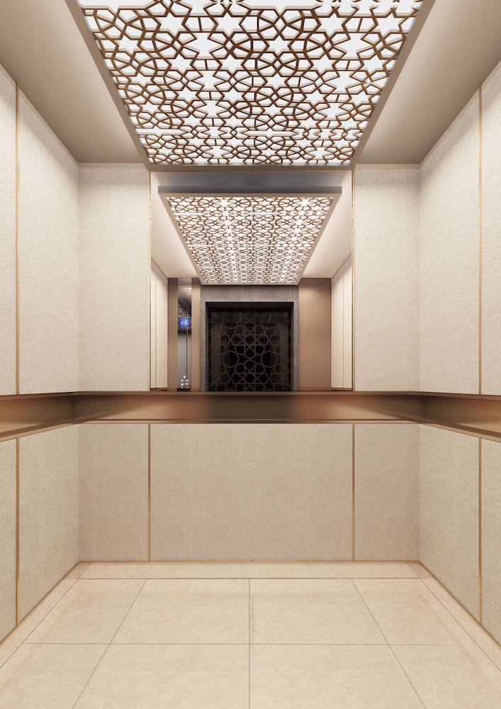 Avani+ Palm View Dubai Hotel & Suites — Hotel building in Dubai