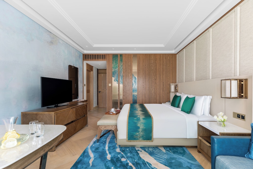 Taj Exotica Resort & Spa, The Palm, Dubai — View in Dubai