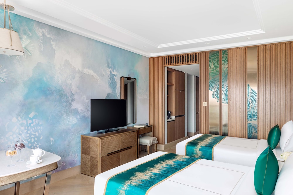Taj Exotica Resort & Spa, The Palm, Dubai — Rooms in Dubai