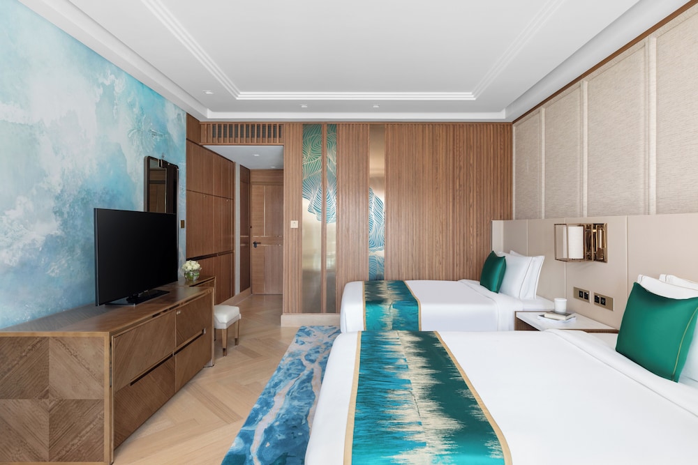 Taj Exotica Resort & Spa, The Palm, Dubai — Rooms in Dubai