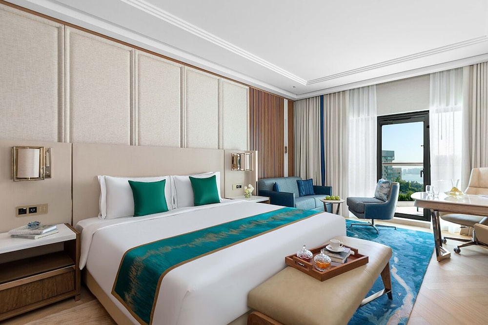 Taj Exotica Resort & Spa, The Palm, Dubai — Rooms in Dubai