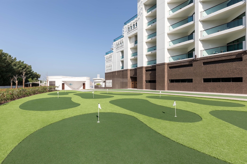 Taj Exotica Resort & Spa, The Palm, Dubai — On-site activities in Dubai