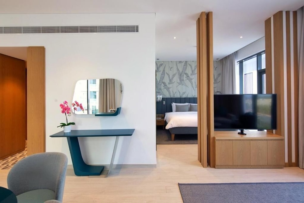 C Central Hotel and Resort The Palm — Hotel rooms in Dubai