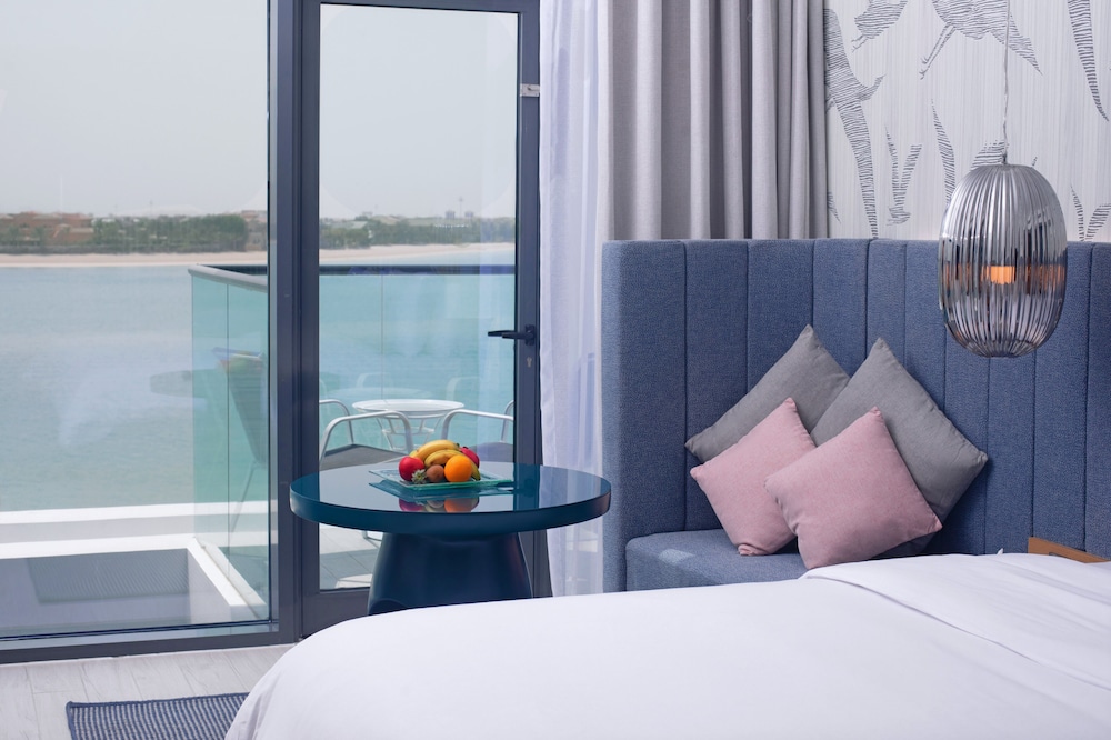 C Central Hotel and Resort The Palm — Hotel rooms in Dubai