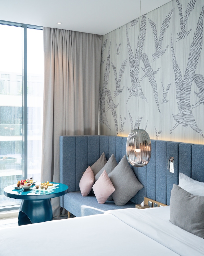 C Central Hotel and Resort The Palm — Hotel rooms in Dubai
