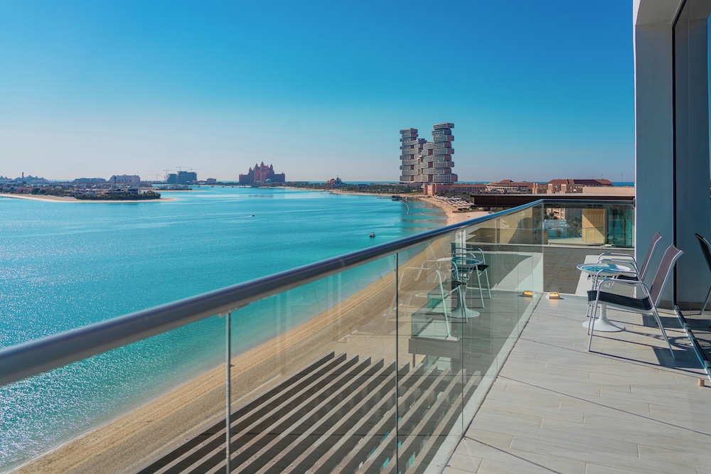 C Central Hotel and Resort The Palm — Attractions in the area in Dubai