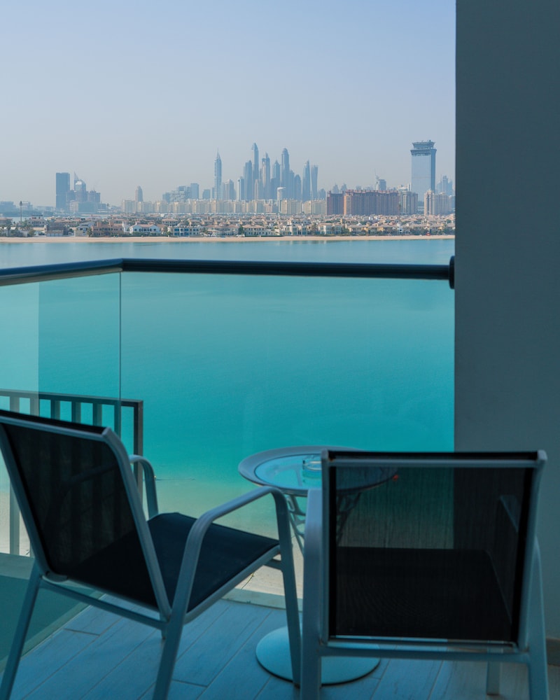 C Central Hotel and Resort The Palm — Hotel rooms in Dubai