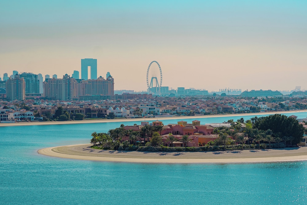 C Central Hotel and Resort The Palm — Attractions in the area in Dubai