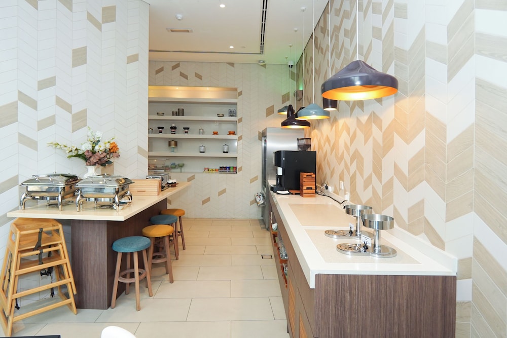 Pavilion Hotel Al Jaddaf Managed by Nooa — Restaurant & bars in Dubai