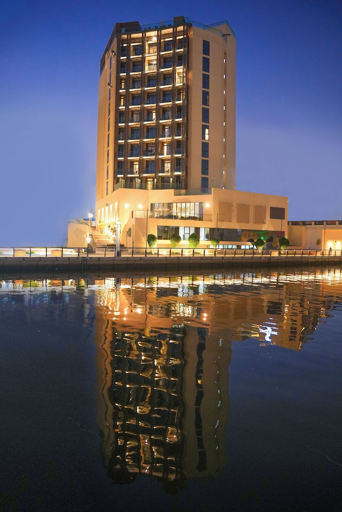 Pavilion Hotel Al Jaddaf Managed by Nooa — Hotel building in Dubai