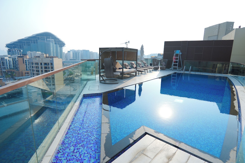 Pavilion Hotel Al Jaddaf Managed by Nooa — Swimming pool in Dubai
