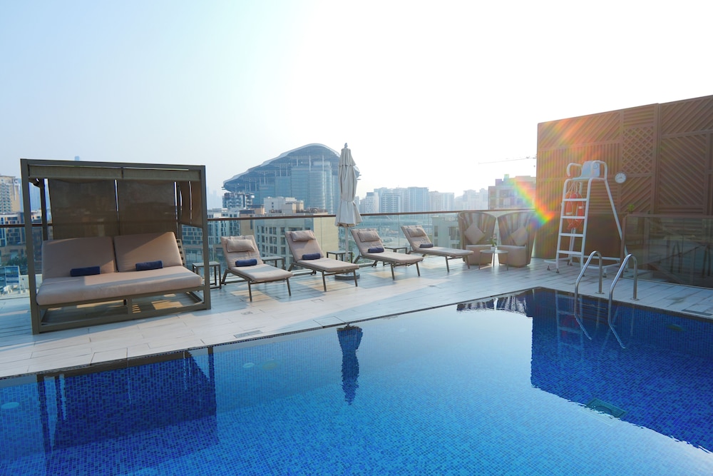 Pavilion Hotel Al Jaddaf Managed by Nooa — Swimming pool in Dubai