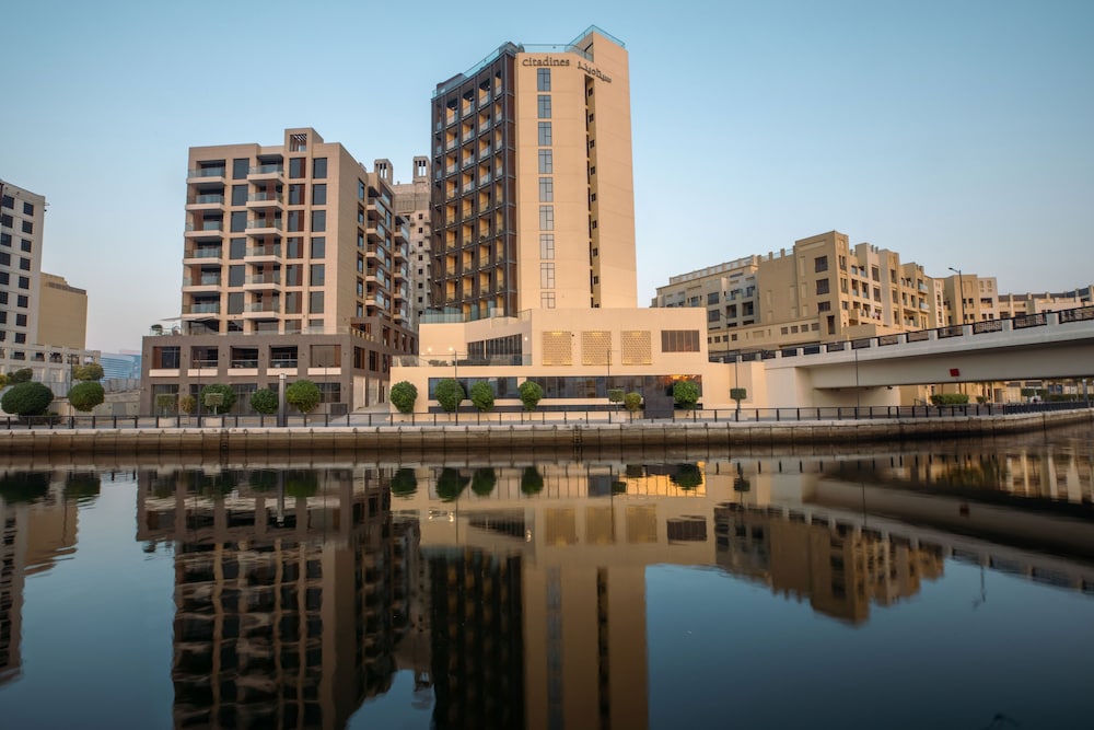 Pavilion Hotel Al Jaddaf Managed by Nooa — Hotel building in Dubai