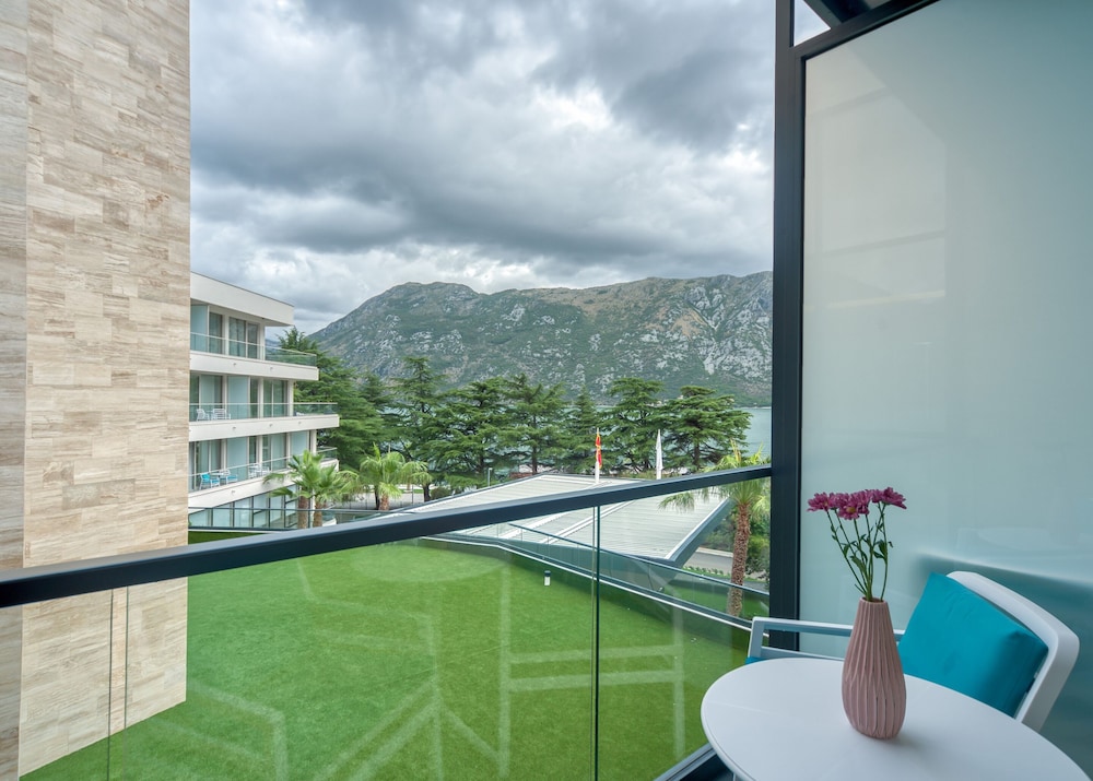 Hyatt Regency Kotor Bay Resort — Hotel building in Kotor, Kotor Municipality