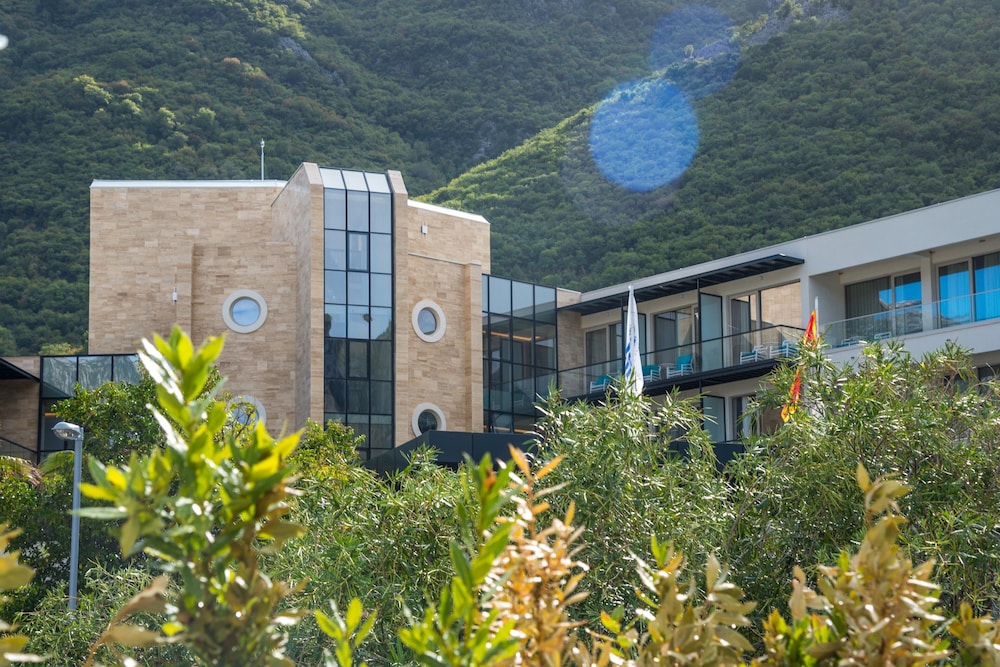 Hyatt Regency Kotor Bay Resort — Hotel building in Kotor, Kotor Municipality