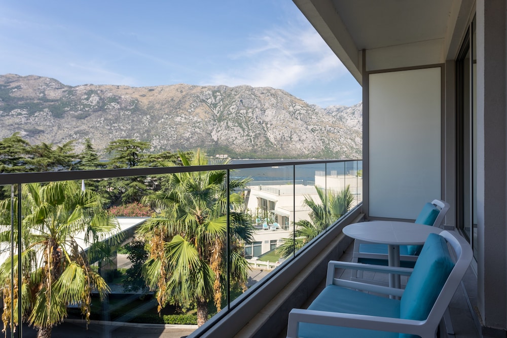 Hyatt Regency Kotor Bay Resort — Hotel rooms in Kotor, Kotor Municipality