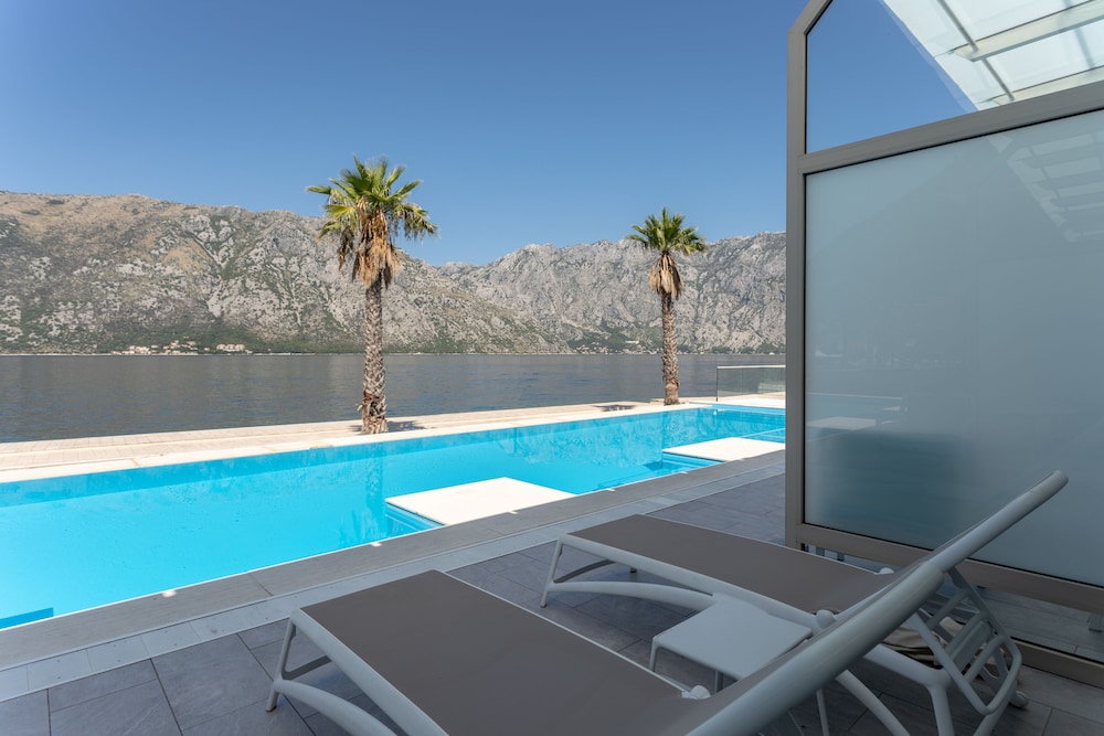 Hyatt Regency Kotor Bay Resort — Swimming pool in Kotor, Kotor Municipality