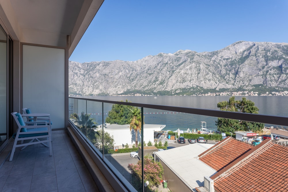 Hyatt Regency Kotor Bay Resort — Hotel rooms in Kotor, Kotor Municipality