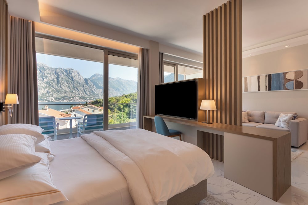Hyatt Regency Kotor Bay Resort — Hotel rooms in Kotor, Kotor Municipality