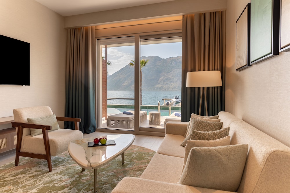Hyatt Regency Kotor Bay Resort — Hotel rooms in Kotor, Kotor Municipality