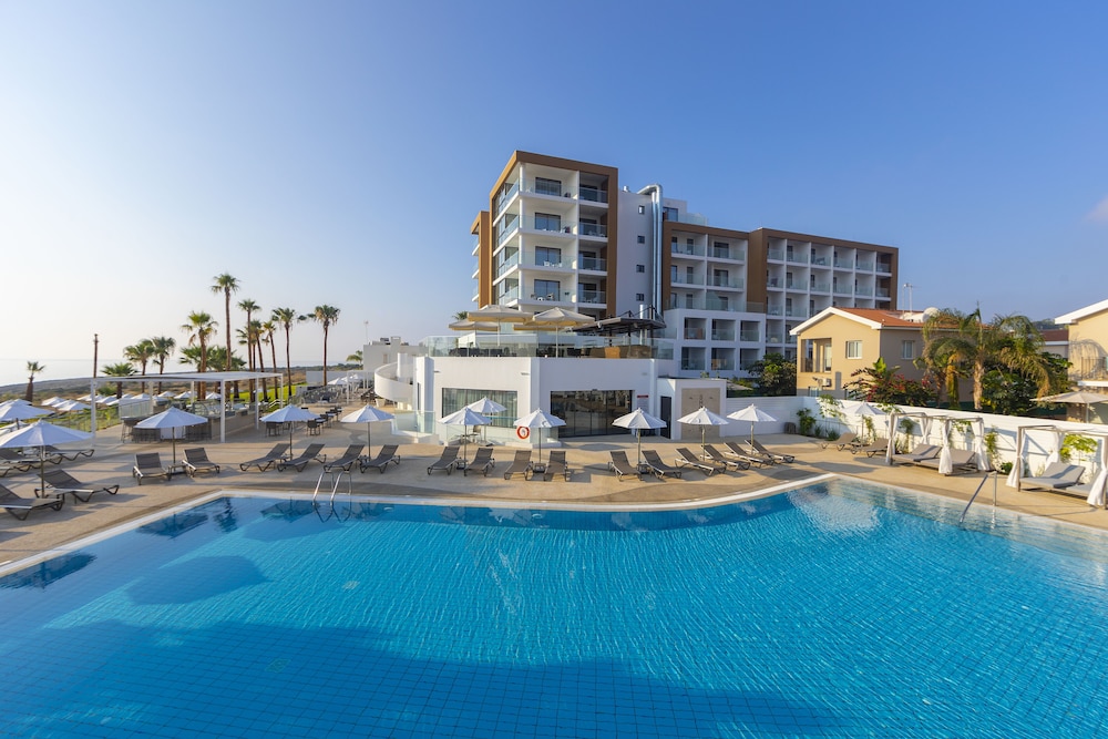Leonardo Crystal Cove & Spa by the sea - Adults Only — Main photo in Protaras, Famagusta Region