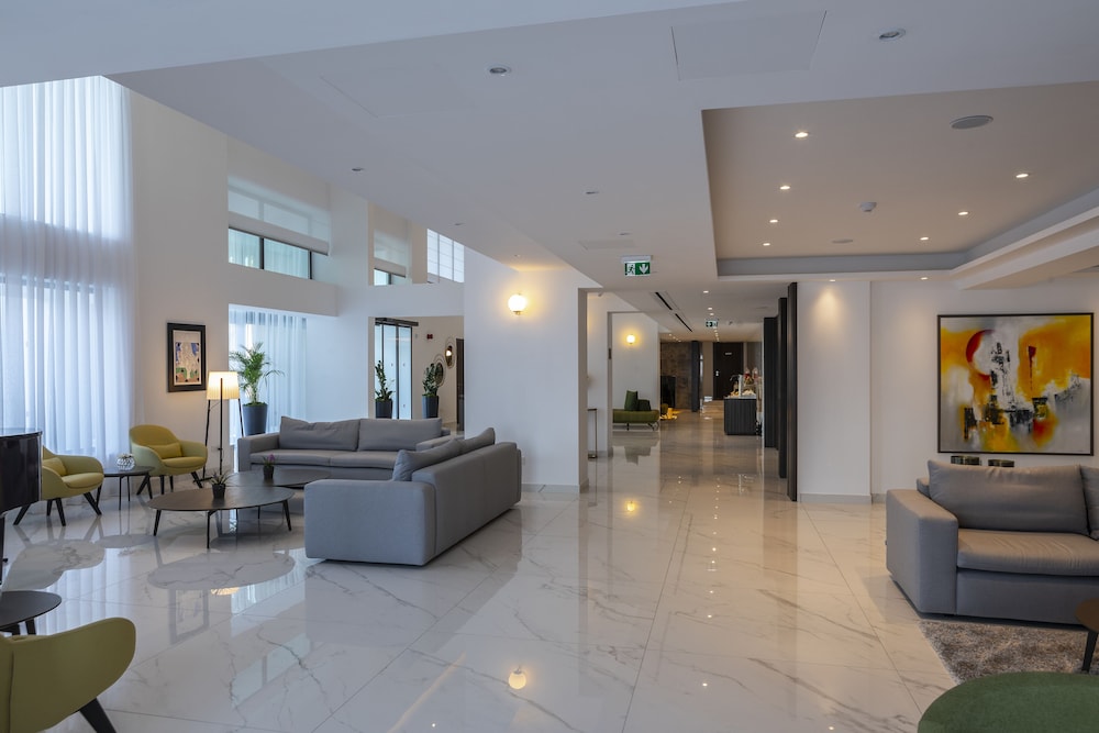 Leonardo Crystal Cove & Spa by the sea - Adults Only — Hotel building in Protaras, Famagusta Region