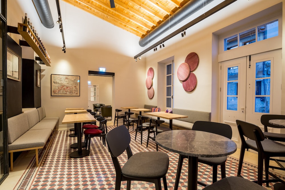 Hotel Indigo Larnaca by IHG — Restaurant in Larnaca, Larnaca Region