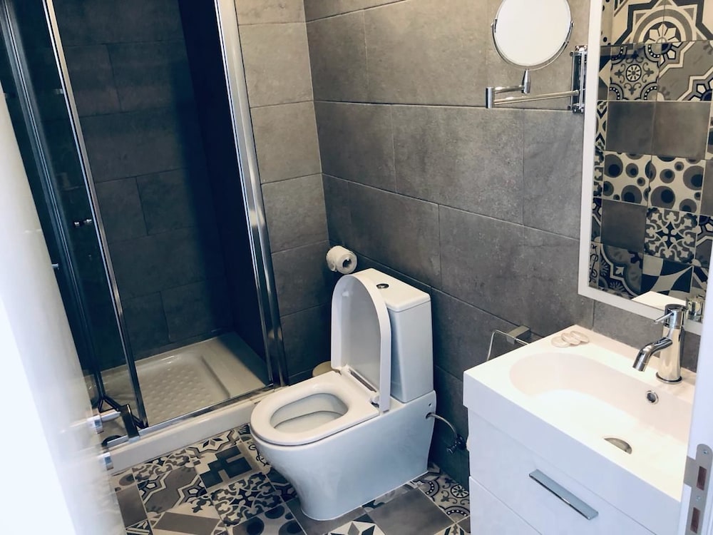 White 11 — Hotel rooms in Larnaca, Larnaca Region