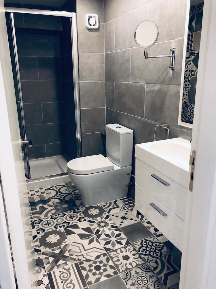 White 11 — Hotel rooms in Larnaca, Larnaca Region