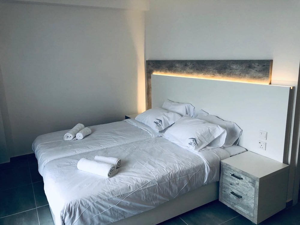 White 11 — Hotel rooms in Larnaca, Larnaca Region