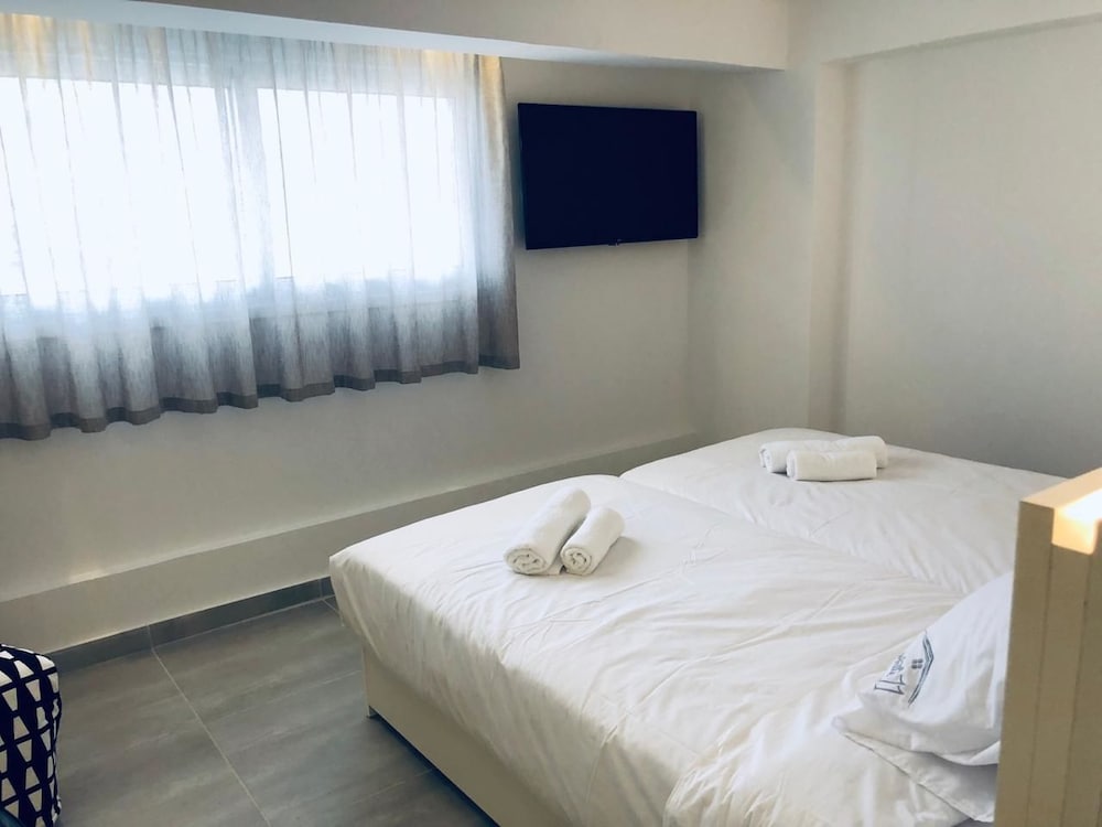 White 11 — Hotel rooms in Larnaca, Larnaca Region