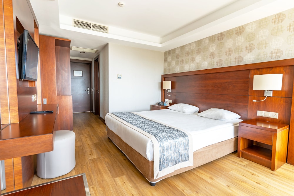 Salamis Bay Conti Hotel - All inclusive — Hotel rooms in Trikomo, Famagusta Region