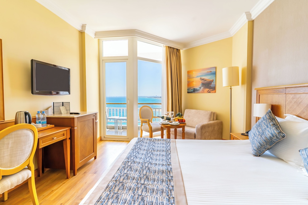 Salamis Bay Conti Hotel - All inclusive — Hotel rooms in Trikomo, Famagusta Region